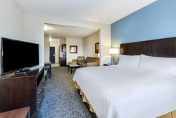  - Holiday Inn Express & Suites Floresville