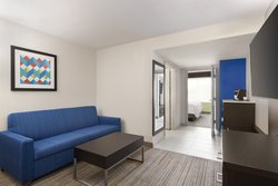  - Holiday Inn Express & Suites East Sarasota - I-75, Exit 205