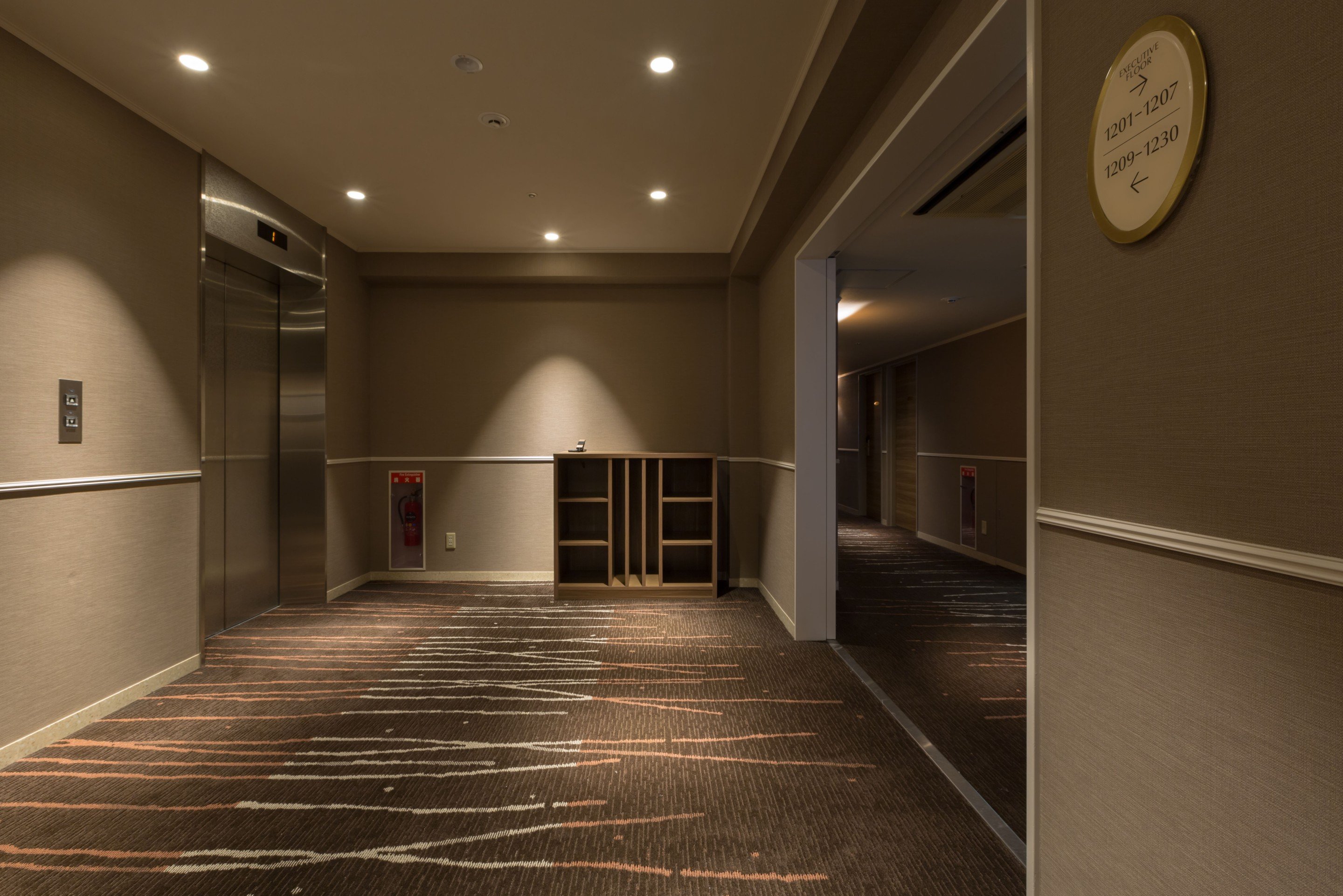 Hotel JAL City Sendai-guestroom-Guest Room-Corridor1.jpg