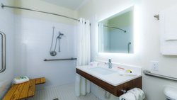  - Holiday Inn Express Osage Beach