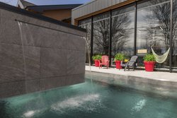  - Hotel & Suites Normandin Levis