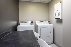  - Hotel & Suites Normandin Quebec City