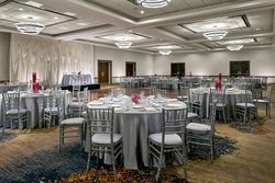  - Renaissance Hotel North Shore Glenview