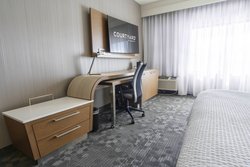  - Courtyard by Marriott Willoughby - I-90, Exit 189