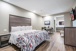  - Red Roof Inn Baytown - I-10, Exit 797 & 798