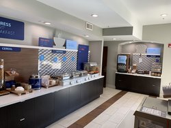  - Holiday Inn Express & Suites El Dorado Hills - US 50, Exit 30