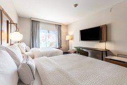  - Fairfield Inn & Suites by Marriott South Arlington - I-20, Exit 451