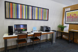  - Holiday Inn Express & Suites Burlington - I-5, Exit 230