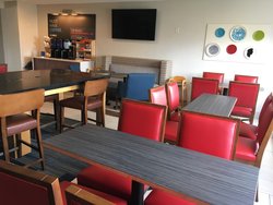  - Holiday Inn Express Mt Vernon