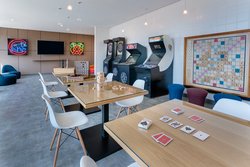  - Level Hotel Old Town Chicago