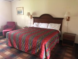  - Red Carpet Inn North Syracuse - I-81, Exit 26