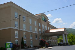  - Holiday Inn Express & Suites Caryville