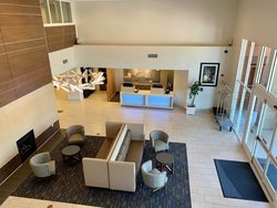  - Holiday Inn Express & Suites Tracy - I-205, Exit 8