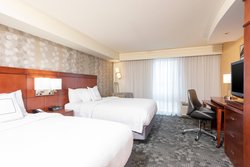  - Courtyard by Marriott Airport Milwaukee - I-41 & I-94, Exit 316