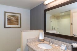  - Courtyard by Marriott Airport Milwaukee - I-41 & I-94, Exit 316