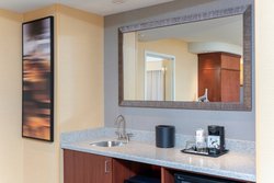  - Courtyard by Marriott Airport Milwaukee - I-41 & I-94, Exit 316
