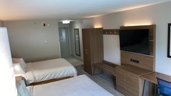  - Holiday Inn Express & Suites Weston - I-79, Exit 99