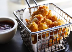  - Kimpton Journeyman Hotel Downtown Milwaukee - I-794, Exit 1E