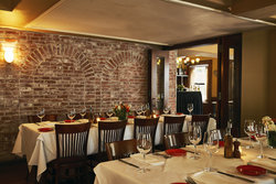  - Kimpton Hotel Vintage Seattle - I-5, Exits 165 & 165B