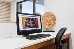  - Holiday Inn Express Hopewell - I-295, Exit 9