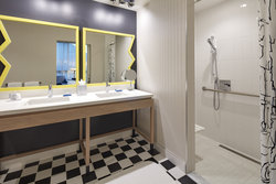  - Bristol Hotel San Diego