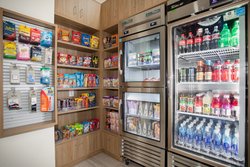  - Holiday Inn Express & Suites Gateway to Yosemite