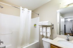  - Candlewood Suites Airport Savannah - I-95, Exit 104