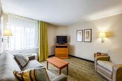  - Candlewood Suites Airport Savannah - I-95, Exit 104