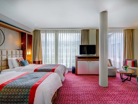 FAIRMONT GRAND HOTEL GENEVA - Photo 429