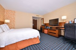  - Fairfield Inn & Suites by Marriott Rochester