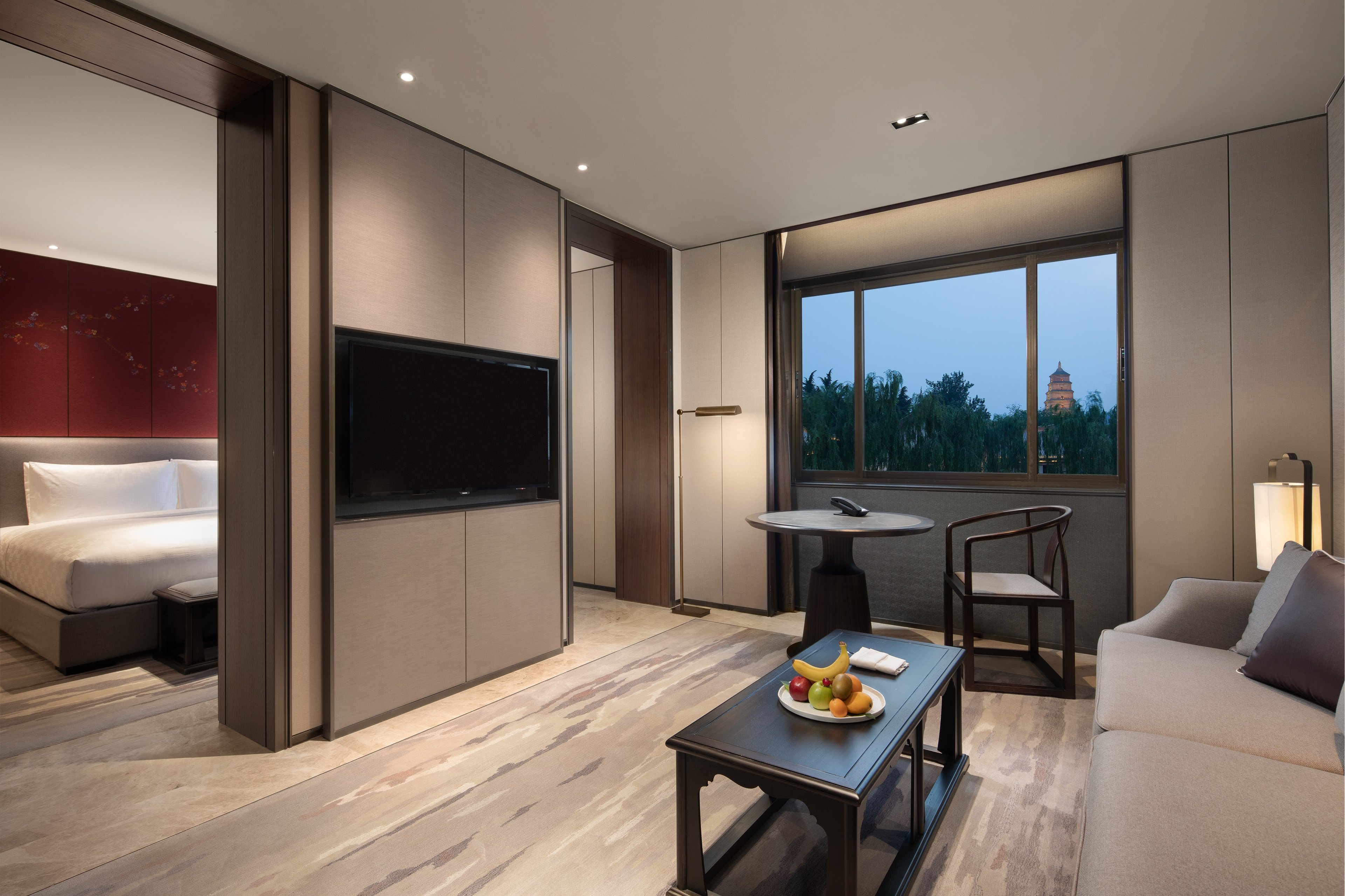 HUALUXE TANGHUA-guestroom-Nonsmoking View Suite.jpg