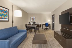  - Holiday Inn Express & Suites Fort Myers - I-75, Exit 136