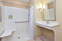  - Holiday Inn Express & Suites Southport