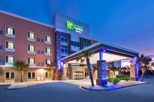 Holiday Inn Express & Suites Southport, NC - See Discounts