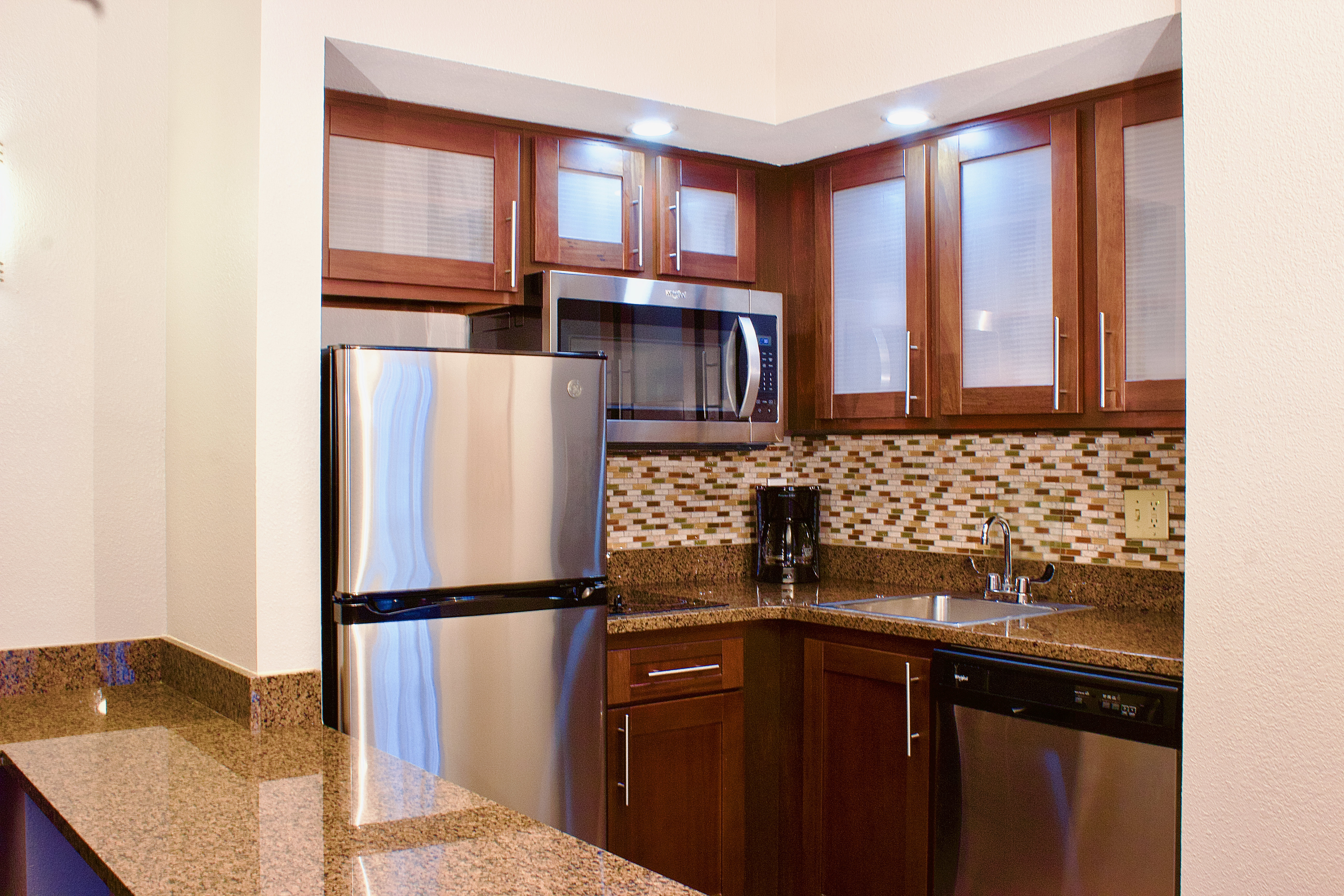 STAYBRIDGE SUITES AT HAMILTON BY IH-guestroom-Kitchen Area.jpg