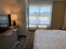  - Holiday Inn Martinsburg - I-81, Exit 13