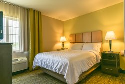  - Candlewood Suites Medford - I-5, Exit 33
