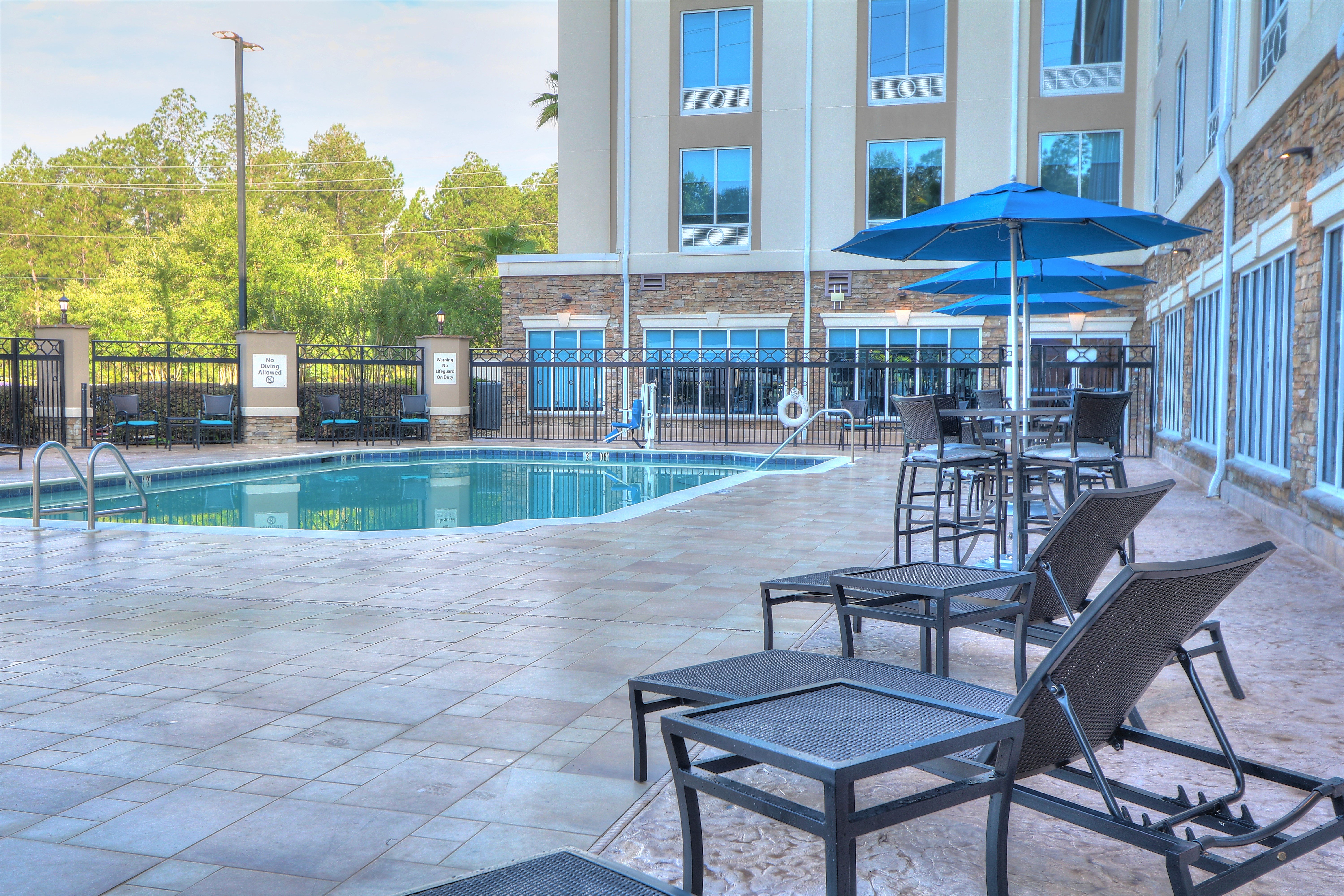 Holiday Inn Express and Suites Saraland outdoor pool.  