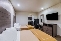  - Scottish Inn & Suites Garth Road Baytown - I-10, Exit 792