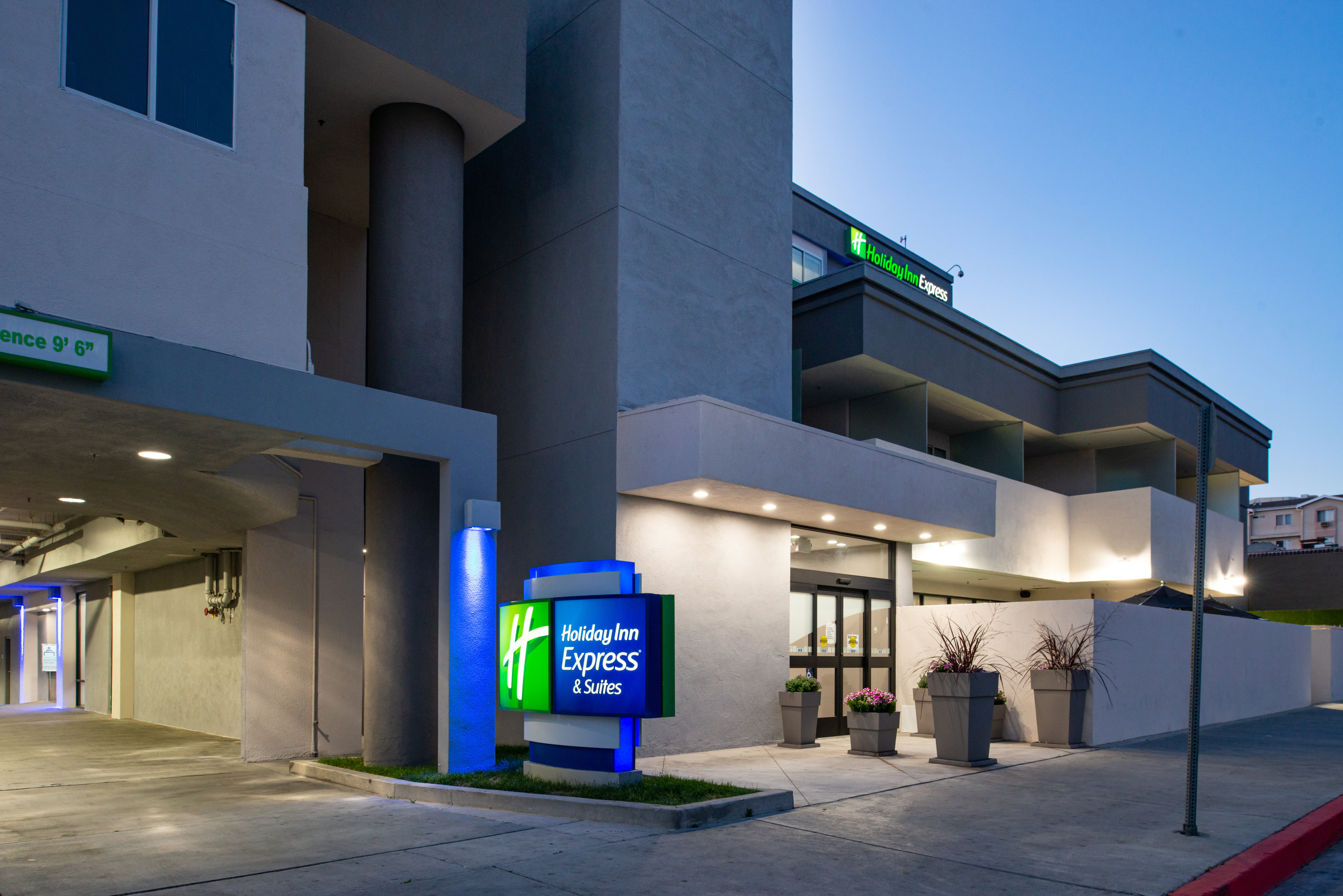 HOLIDAY INN EXP STES DOWNTOWN WEST, photo 5