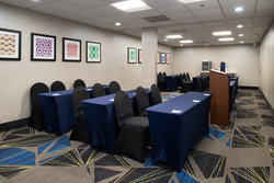  - Holiday Inn Express & Suites Downtown West Los Angeles