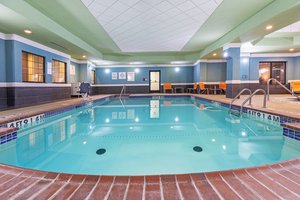 Holiday Inn Express & Suites Guymon, OK - See Discounts