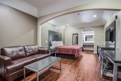  - Scottish Inn & Suites IAH Airport Houston