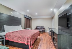  - Scottish Inn & Suites IAH Airport Houston