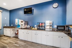  - Scottish Inn & Suites IAH Airport Houston