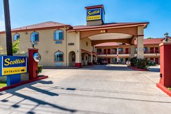  - Scottish Inn & Suites IAH Airport Houston
