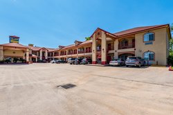  - Scottish Inn & Suites IAH Airport Houston