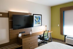  - Holiday Inn Express & Suites Knoxville - I-40 & I-75, Exit 373