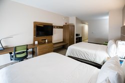  - Holiday Inn Express & Suites Knoxville - I-40 & I-75, Exit 373