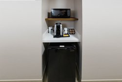  - Holiday Inn Express & Suites Knoxville - I-40 & I-75, Exit 373